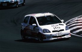 2000_a_VITZ-CUP_1